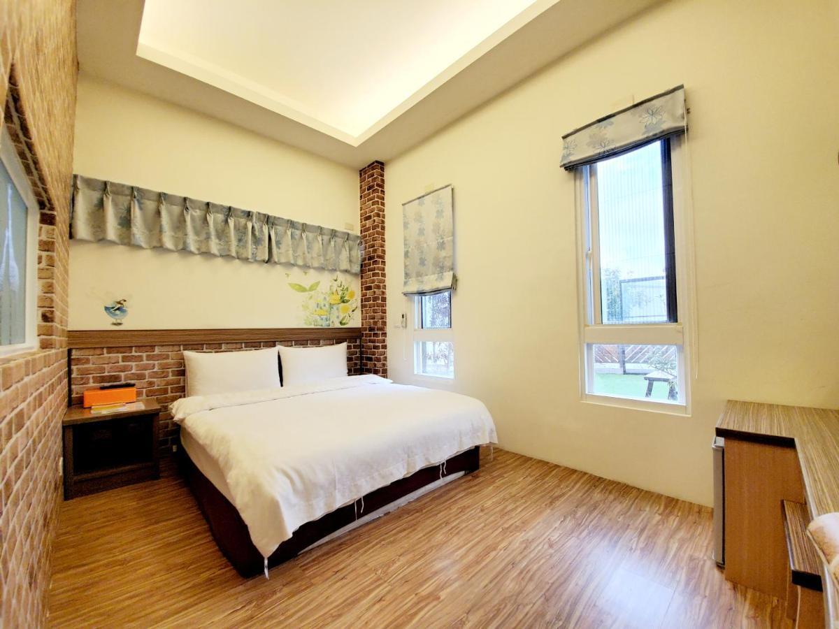 Stone Home Bed And Breakfast T'ai-tung Exteriör bild