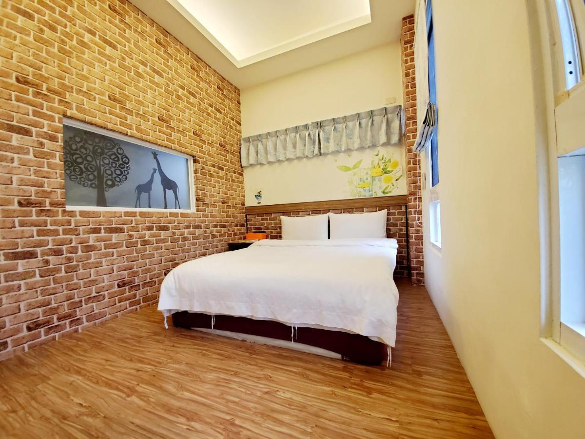 Stone Home Bed And Breakfast T'ai-tung Exteriör bild