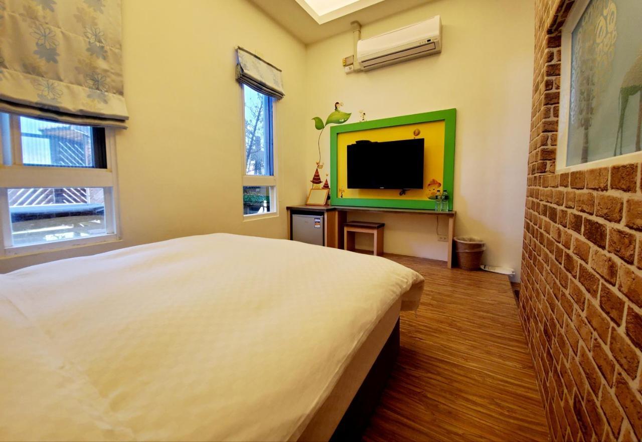 Stone Home Bed And Breakfast T'ai-tung Exteriör bild